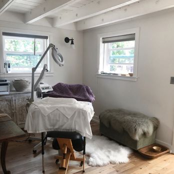 Skin Harmonics - Summerland Treatment Room - Skin Care Near Me - Summerland, California Skin Harmonics - Summerland Treatment Room - Skin Care Near Me - Summerland, California