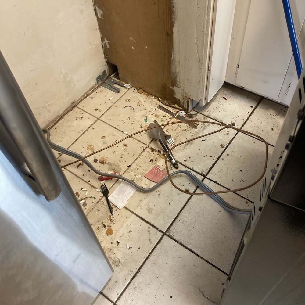 Pristine Plus Cleaning Services - Behind stove - Home Cleaning Near Me Pristine Plus Cleaning Services - Behind stove - Home Cleaning Near Me