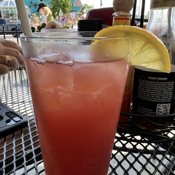 VI Grill - Leelanau Lemonade! Yum! - Burgers Near Me - Suttons Bay, Michigan VI Grill - Leelanau Lemonade! Yum! - Burgers Near Me - Suttons Bay, Michigan