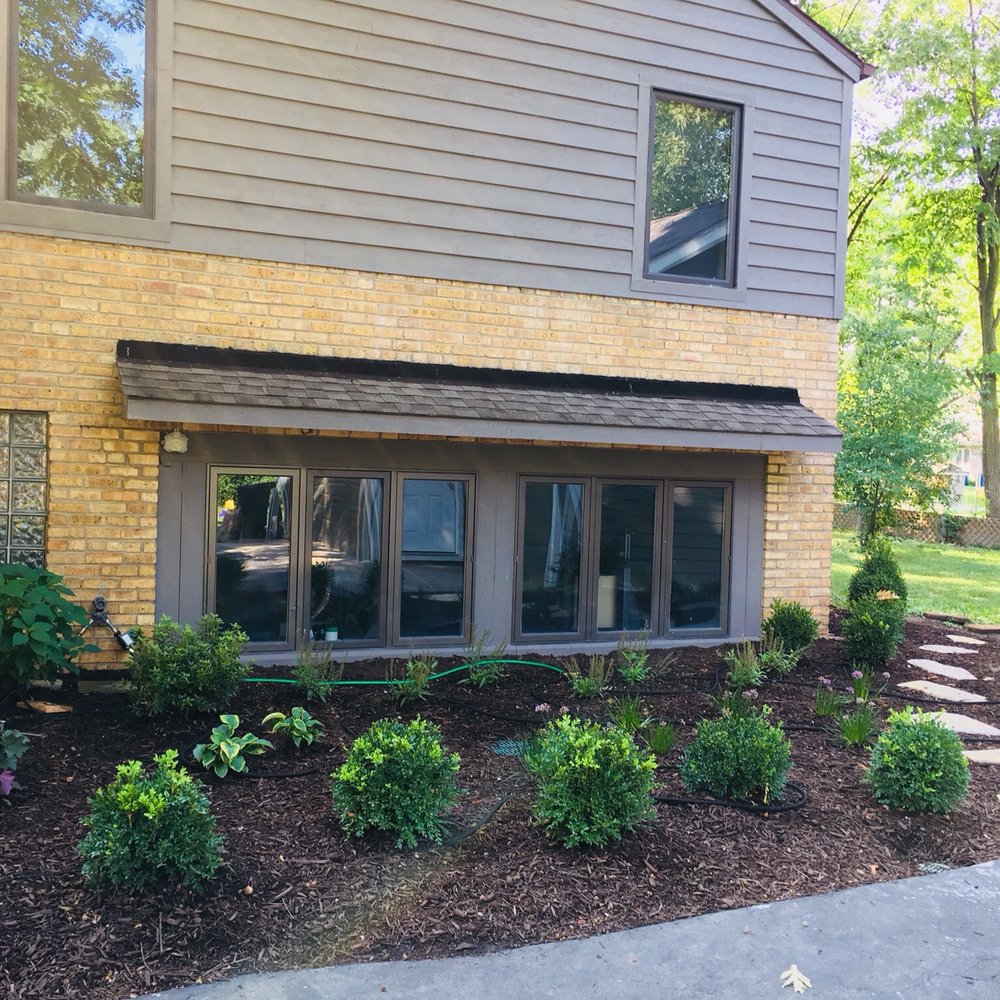 Amliv Land Designs - Landscaping Near Me