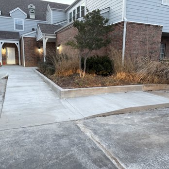 Sam The Concrete Man Tulsa - Kitchen entrance from patio and access to parking lot. - Masonry/Concrete Near Me - Tulsa, Oklahoma Sam The Concrete Man Tulsa - Kitchen entrance from patio and access to parking lot. - Masonry/Concrete Near Me - Tulsa, Oklahoma