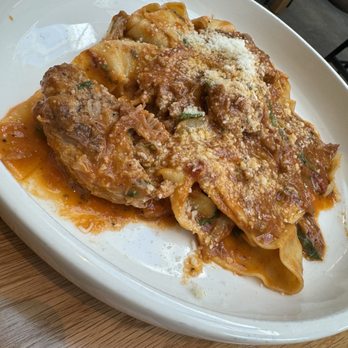 Sixty Vines - Pork pasta - Wine Bars Near Me - Houston, Texas Sixty Vines - Pork pasta - Wine Bars Near Me - Houston, Texas