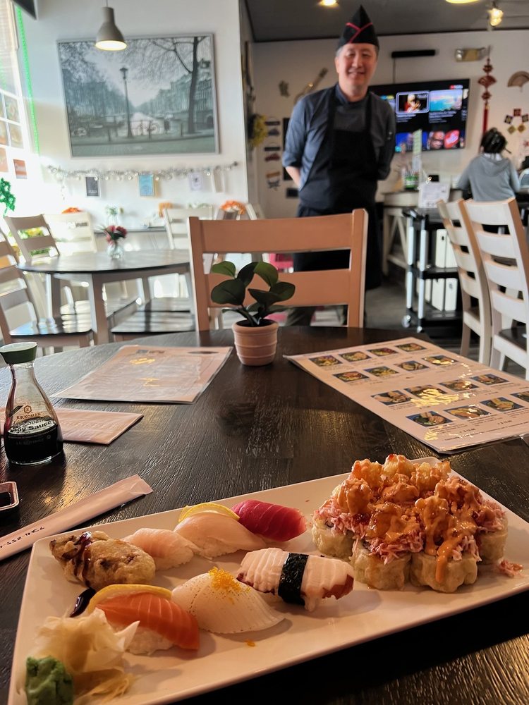 Food from So Moon Bowl and Sushi