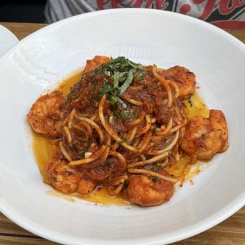 VIVO Italian Kitchen - Spicy Shrimp pasta - Italian Near Me - Universal City, California VIVO Italian Kitchen - Spicy Shrimp pasta - Italian Near Me - Universal City, California