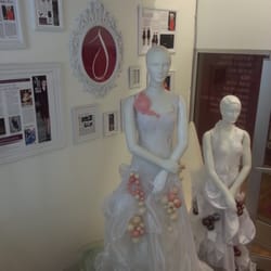 Signatures Québécoises - Robes avec décorations faites en chocolat !