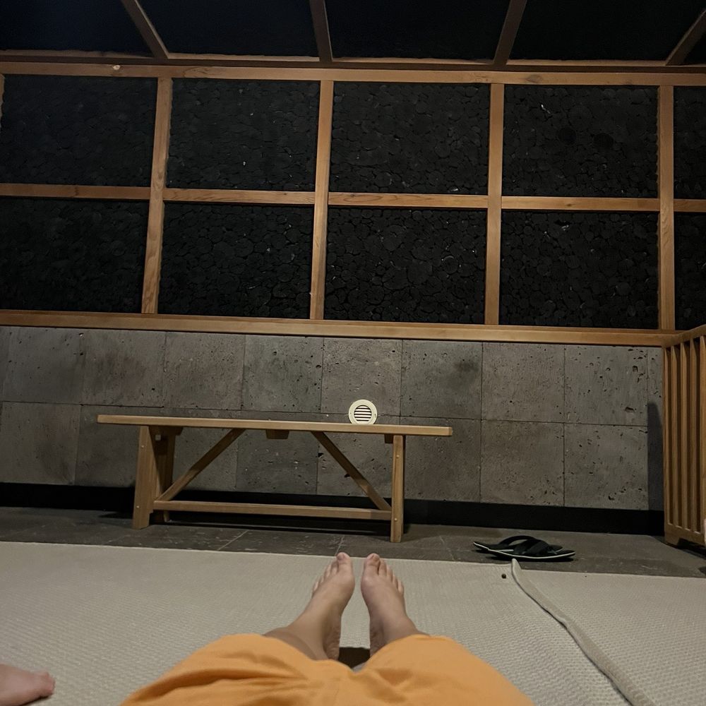 Spa World - Oak Wood Charcoal Room - Saunas Near Me - Centreville, Virginia Spa World - Oak Wood Charcoal Room - Saunas Near Me - Centreville, Virginia