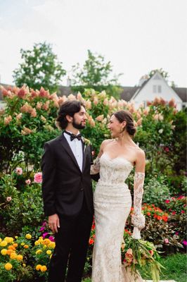 Finishing Touches Flowers & Gifts