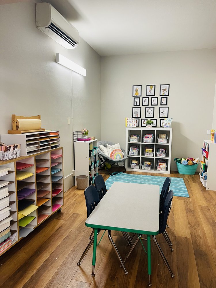 Wilshire Avenue KidzCare - childcare center in Fullerton, CA