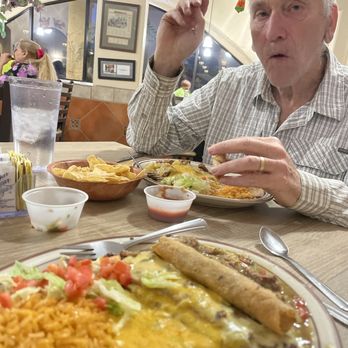 Andele Restaurant - Number 1 combo w/chili verde - Mexican Near Me - Mesilla, New Mexico Andele Restaurant - Number 1 combo w/chili verde - Mexican Near Me - Mesilla, New Mexico