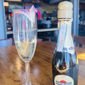 Blast & Brew - Prosecco - New American Near Me - Pismo Beach, California Blast & Brew - Prosecco - New American Near Me - Pismo Beach, California