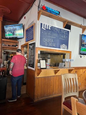 Spring Street Bar & Grill by null