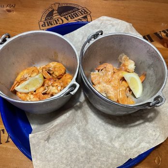 Bubba Gump Shrimp - Shrimper's Net Catch. Garlic (right) and Cajun (left) flavored. - Seafood Near Me - New York, New York Bubba Gump Shrimp - Shrimper's Net Catch. Garlic (right) and Cajun (left) flavored. - Seafood Near Me - New York, New York