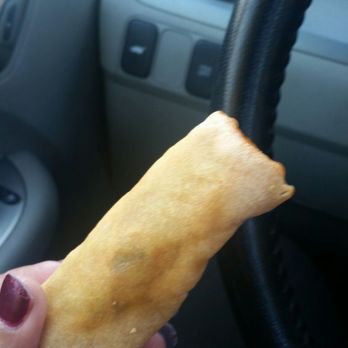 Dragon Den - Veggie eggroll - Chinese Near Me - Knoxville, Tennessee