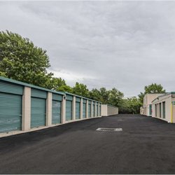 Extra Space Storage