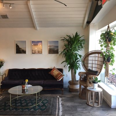 Escape Root Juice + Coffee by null