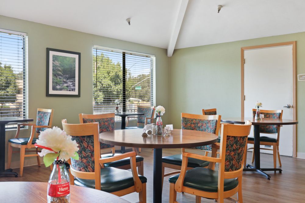 ALMOND GROVE ASSISTED LIVING Updated September 2024 6135 Almond Ave