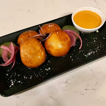 PARA - Crab Rangoon - Bars Near Me - Charlotte, North Carolina