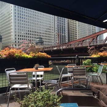 River Roast - Outdoor seating with view of river - American Near Me - Chicago, Illinois River Roast - Outdoor seating with view of river - American Near Me - Chicago, Illinois