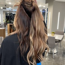 The Glamout Bar - Rockwall - No visible beads sew in Extensions