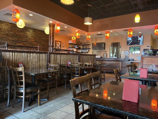 IchiUmi Sushi & Ramen by null