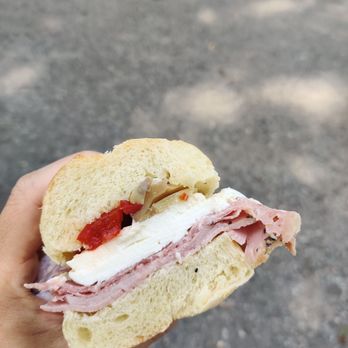 LEO'S LATTICINI MAMA'S - Updated November 2025 - 164 Photos & 191