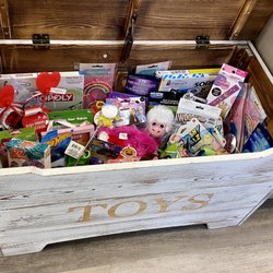Dalton Family Dental - Toy box!