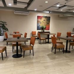 Microtel By Wyndham - Seating area.