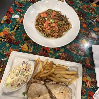 Rainforest Cafe - Blue Mountain Chicken Sandwich  Pastalaya - American Near Me - Atlantic City, New Jersey