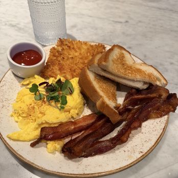 Los Gatos Parkside - Country Breakfast Plate - Cocktail Bars Near Me - Los Gatos, California