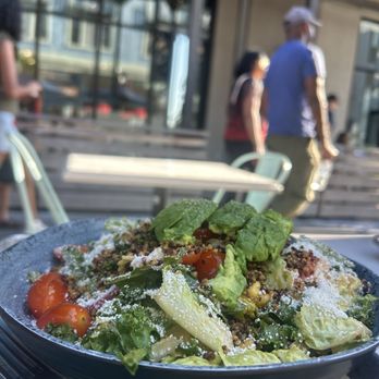 Mendocino Farms - Avocado & Quinoa Superfood Ensalada - Salad Near Me - San Jose, California Mendocino Farms - Avocado & Quinoa Superfood Ensalada - Salad Near Me - San Jose, California
