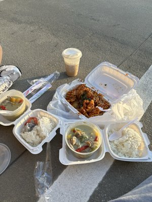 Duke's Pad Thai by null