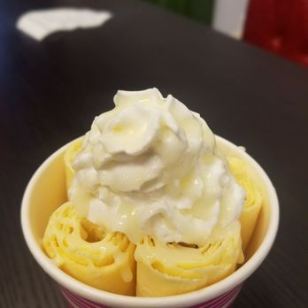 Roll Avenue Ice Cream Rolls - Mango tango with whip and condensed milk - Ice Cream & Frozen Yogurt Near Me - Mesa, Arizona
