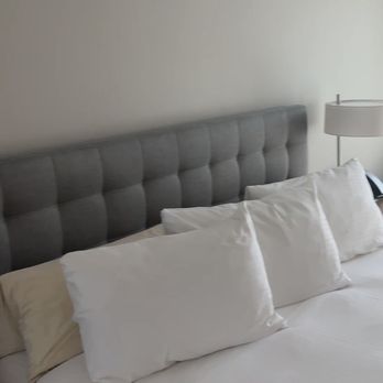 Art House - Bedroom - Hotels Near Me - Santa Rosa, California Art House - Bedroom - Hotels Near Me - Santa Rosa, California