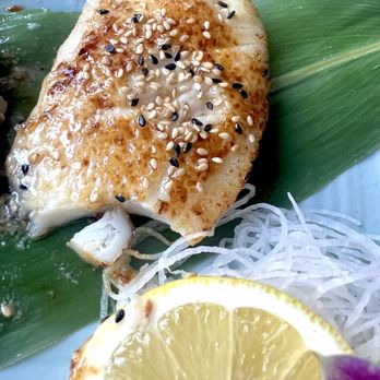Mikomi Sushi Alhambra - Sushi Bars Near Me - Alhambra, California
