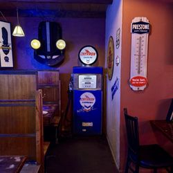 Ellensburg Pasta - Bar area