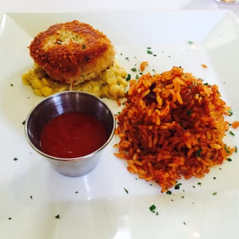 82 Queen - Crab cakes! - Southern Near Me - Charleston, South Carolina