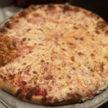 Chi Chi's Pizza - Pizza Near Me - Saugus, California