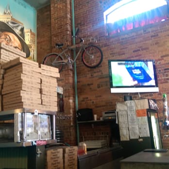 Slices Pizzeria - Oven - Pizza Near Me - Griffin, Georgia Slices Pizzeria - Oven - Pizza Near Me - Griffin, Georgia