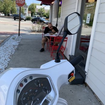 Scooter Stop - @Saber's Pizza! Amazing NYC Style - Motorcycle Repair Near Me - Las Vegas, Nevada