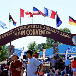 EAA Camp Scholler AirVenture - Depending on your site, it is 5 min to 30 min to walk to the airshow, but buses are plentiful to get you therre