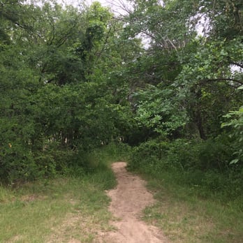 Buffalo Ridge Park - Another hidden trail. - Parks Near Me - Haltom City, Texas