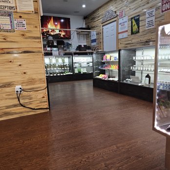 High Tide NW - Cannabis Dispensaries Near Me - North Bend, Oregon High Tide NW - Cannabis Dispensaries Near Me - North Bend, Oregon