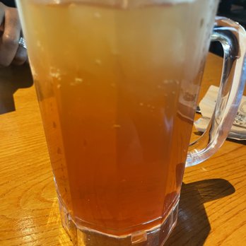 Chili's - mango lemonade - American Near Me - Atlanta, Georgia