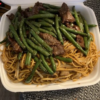 Star House Chinese - Shrimp lo mein and sautéed string beans! - Chinese Near Me - Framingham, Massachusetts Star House Chinese - Shrimp lo mein and sautéed string beans! - Chinese Near Me - Framingham, Massachusetts