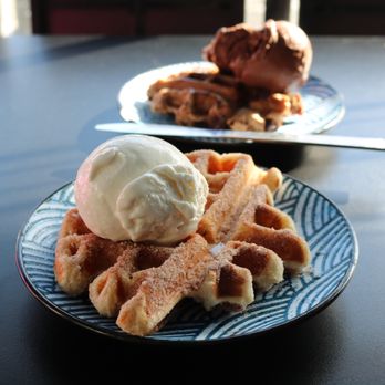 Enter The Cafe - Churro Moffle with a scoop of Vanilla Ice Cream! - Coffee & Tea Near Me - San Francisco, California
