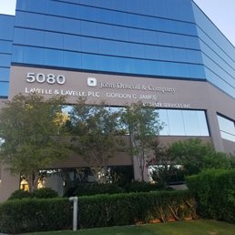 The address in TTs review leads you to this building. Park by the structure