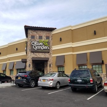 Olive Garden Italian Restaurant - Outside - Italian Near Me - Brooklyn, New York Olive Garden Italian Restaurant - Outside - Italian Near Me - Brooklyn, New York