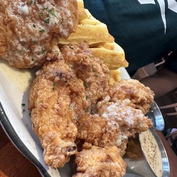 Moonshine Grill - Juicy chicken and waffles - Southern Near Me - Austin, Texas
