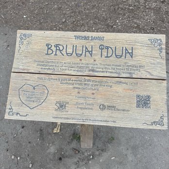 Lincoln Park - Troll - Parks Near Me - Seattle, Washington