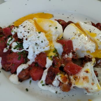 Hangar B Eatery - Breakfast & Brunch Near Me - Chatham, Massachusetts Hangar B Eatery - Breakfast & Brunch Near Me - Chatham, Massachusetts